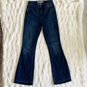 Idyllwind High Rise Dark Wash Raw Hem Flare Jeans. Size 2.